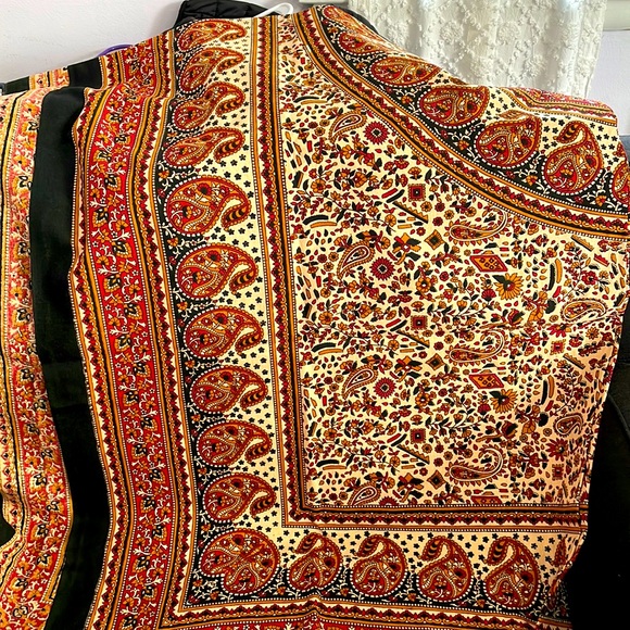 NWOT BoHo bedspread or wall hanging brown/black/mustard/multi color 64x90” - Picture 2 of 5